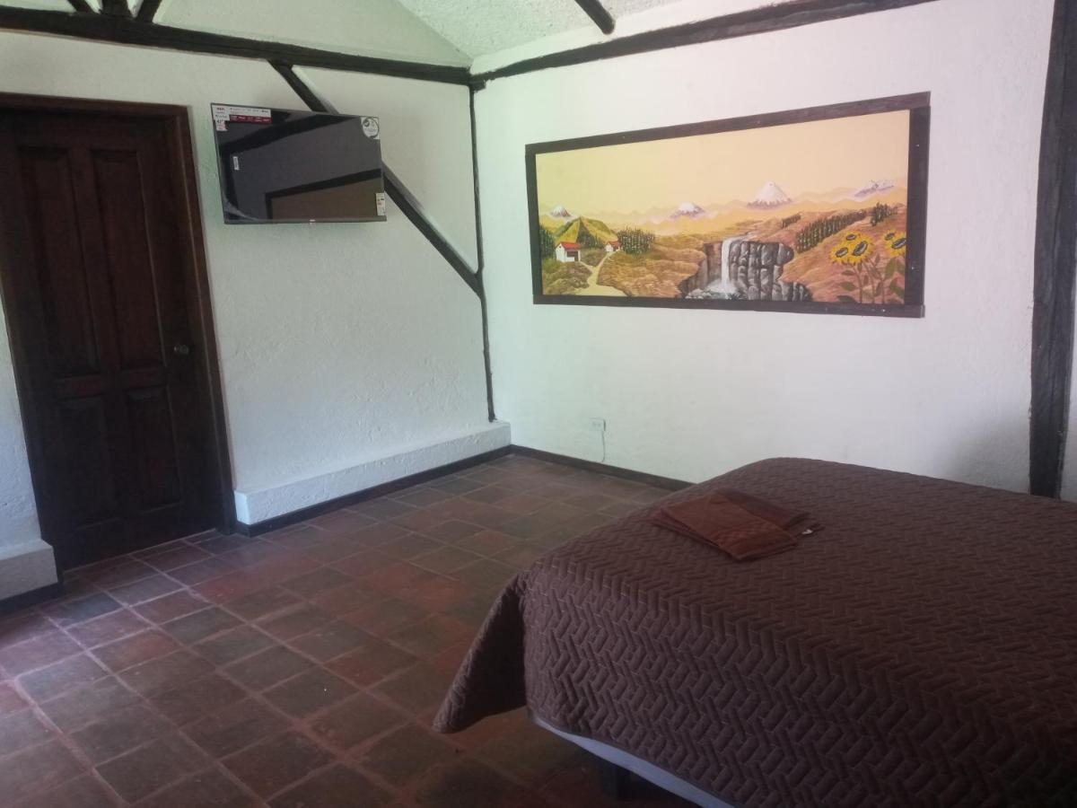 Villa Quinta Los Eucaliptos Quito Zimmer foto