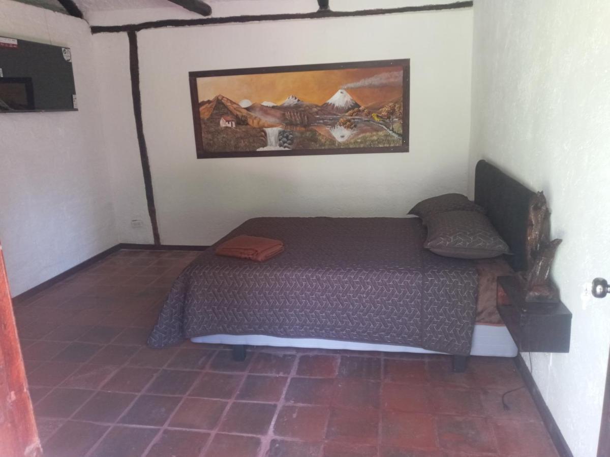 Villa Quinta Los Eucaliptos Quito Zimmer foto